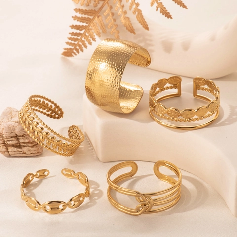 Vintage Stainless Steel Open Cuff Bracelet For Women Gold Plated Hammered Texture Leaf Hollow Multi Layer Adjustable Fashion Jewelry Gift