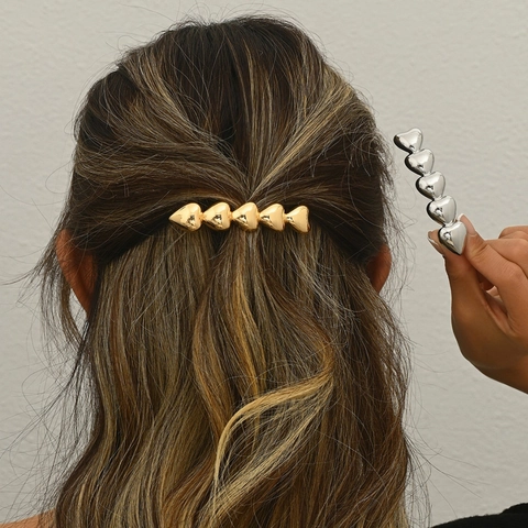 Elegante Herz Haarspange Metall Legierung Federclip Geometrische Minimalistische Stilvolle Haar Accessoires Für Frauen