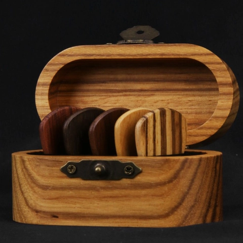 Scatola Per Plettri In Legno Massiccio Fatta A Mano Con Custodia Ovale E Chiusura In Metallo Vintage Grana Naturale
