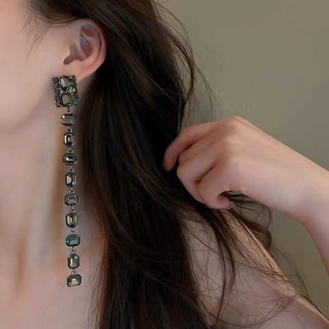 Long Tassel Drop Earrings With Alloy Rhinestone And 925 Sterling Silver Earring Post Retro Dark Style Geometric Jewelry For Women