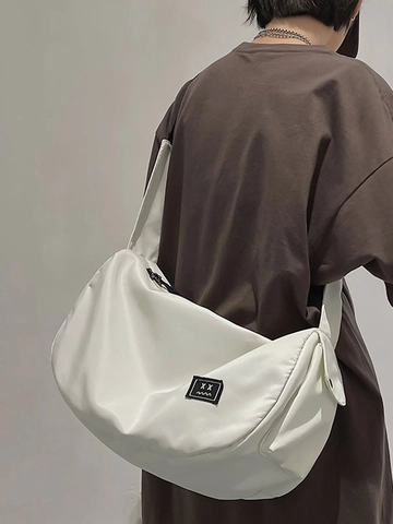 Large Capacity Waterproof Nylon Crossbody Bag For Gym Fitness Travel Messenger Hobo Half Moon Shoulder Adjustable Strap
