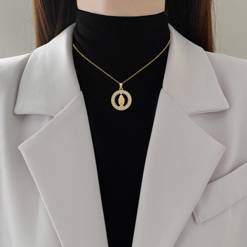 Collier Pendentif Rond Vierge Marie Chaîne Acier Inoxydable Cuivre Micro Pavé Zircon Creux Plaqué Or Bijou Religieux