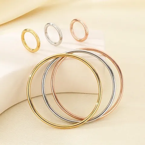 Edelstahl Armband Und Ring 18K Vergoldet Minimalistisch Schlichter Kreis Geometrischer Stapelbarer Schmuck