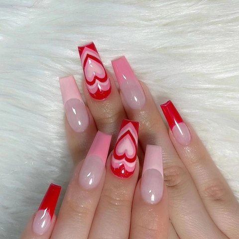 French Tip Press On Nails Lange Coffin Kunstnagels Met Glanzend Rood Hartpatroon Voor Vrouwen Elegant Zoet