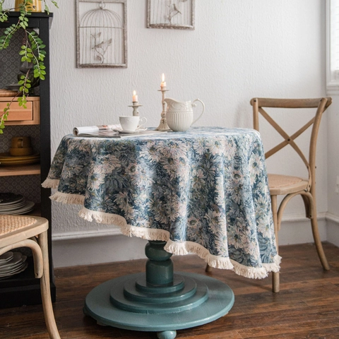 Mantel Redondo de Algodón Americano con Patrón Floral de Jacquard y Borlas Blancas Estilo Pintura al Óleo Vintage