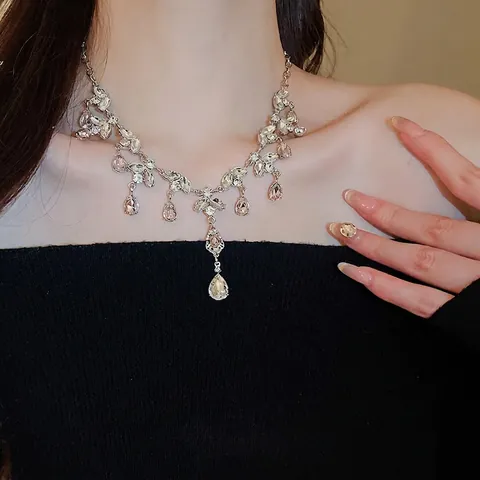 Collar Y Pendientes Borla Gota De Agua Rosa De Aleación Strass Con Silver Earring Post Para Mujeres Accesorios De Banquete Fiesta