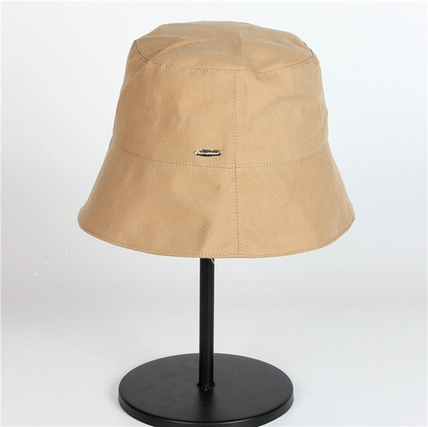 Bucket Hat Women UV Protection Sun Hat Wide Brim Foldable Adjustable Cotton Canvas Metal Decor Japanese Style