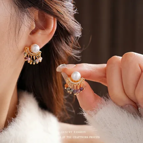 Pendientes De Cobre En Forma De Abanico Con Perla Artificial Blanca Circonita Cuentas De Colores Y Poste De Plata