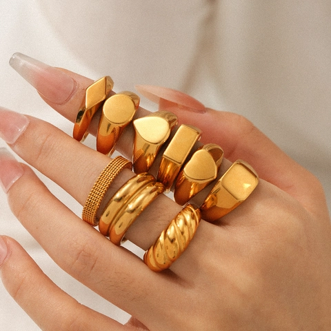 Anelli A Sigillo Minimalisti Da Donna Acciaio Inossidabile Placcato Oro 18K Geometrico Cuore Quadrato Lucidato Gioielli