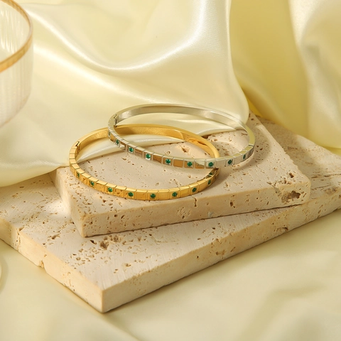 Minimalist Stainless Steel Emerald Green Rhinestone Bangle Bracelet For Women Geometric Inlaid Fashion Jewelry Hand Accessory