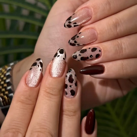 Uñas Postizas De Presión Con Estampado De Leopardo Diseño Ojo De Gato Forma De Almendra Marrón Avellana Para Mujeres