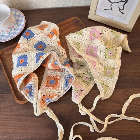 French Retro Hand Crochet Floral Triangle Bandana For Women Sweet Cute Knitted Hair Scarf Pastoral Style Head Wrap Hairband