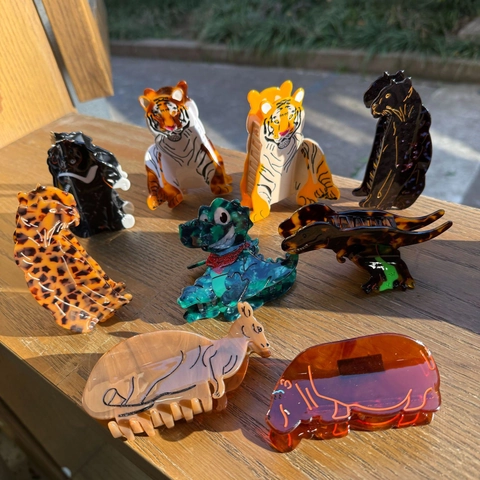 Acetate Animal Hair Claw Clips Cute Tiger Leopard Dinosaur Shark Clips Large Handmade Ponytail Hair Accessories For Women