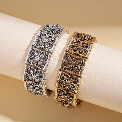 Vintage Hollow Flower Alloy Rhinestone Elastic Bracelet Luxury Palace Retro Style Fashion Wrist Jewelry For Women