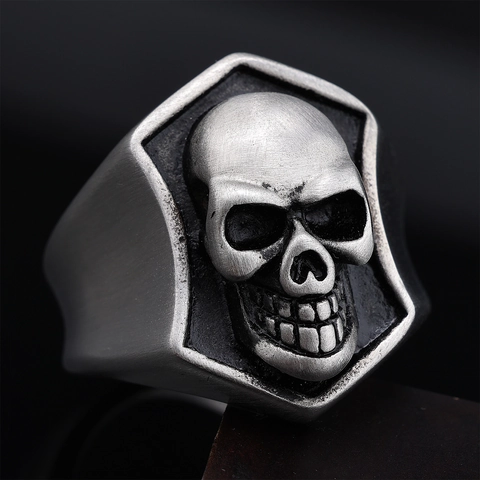 Skull Ring Stainless Steel Vintage Gothic Punk Biker Finger Jewelry Men Cool Retro Design