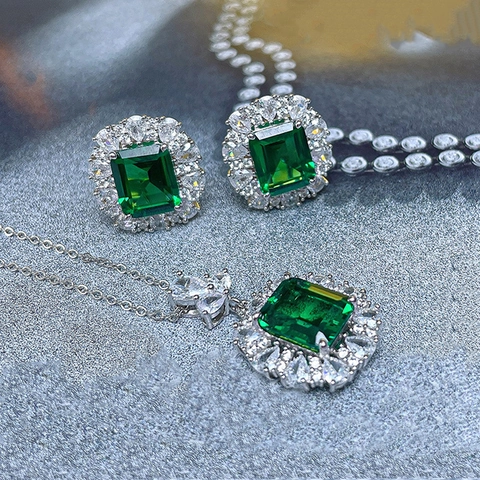 Royal Vintage Emerald Cut Green Zircon Necklace Earrings And Ring Copper Jewelry For Women Court Style Elegant