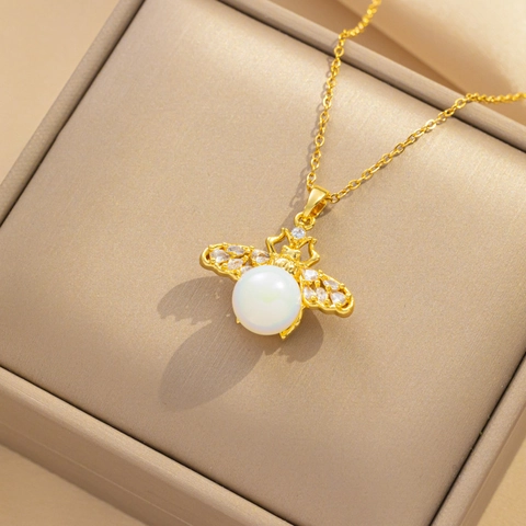 Collana Con Ciondolo Ape E Perla Artificial Acciaio Al Titanio Strass Elegante Minimalista Gioielli Per Donne