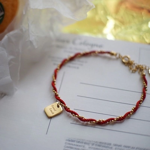 Bracciale Intrecciato In Corda Rossa Acciaio Inossidabile Targhetta Incisa Good Luck Gioielli Minimalisti Regalo Di Capodanno