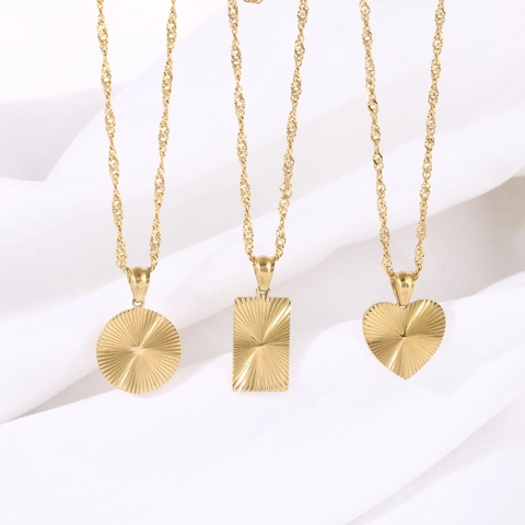 Collana con Pendente Retrò in Acciaio Inossidabile a Cuore Tondo Rettangolo Placcata Oro 18K Texture a Raggiera per Donna