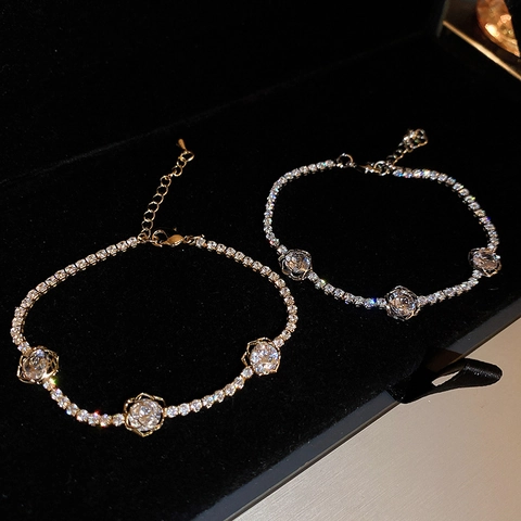 Pulsera Con Amuleto De Flor Aleación Circonita Cúbica Pavimentada Camelia Rosa Joyería Elegante Ajustable Para Mujer