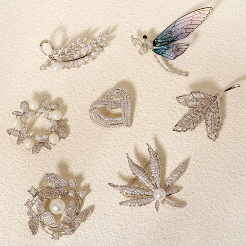 Lussuosa Spilla In Zircone Da Donna Elegante Design Fiore Spiga Di Grano Farfalla Accessorio Gioielli Per Matrimonio Banchetto Abito