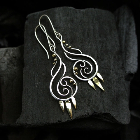 Bohemian Spiral Hollow Drop Earrings For Women Retro Gypsy Alloy Jewelry With Leaf Pendants Two Tone Style