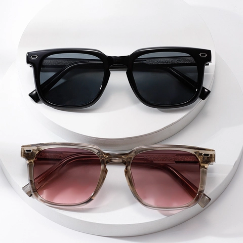 Retro Square Sunglasses For Men And Women UV Protection Trendy Plastic Metal Frame Gradient Lenses Streetwear Eyewear