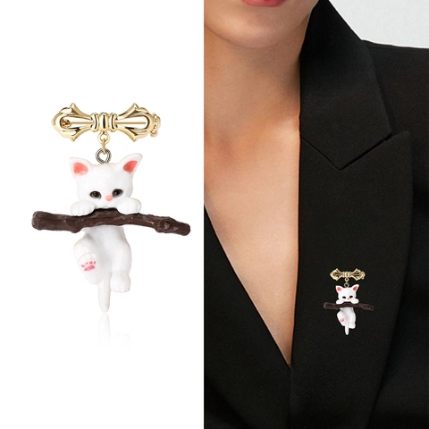 Cute White Cat On Tree Branch Brooch Pin Enamel Alloy Animal Bowknot Fashion Jewelry For Women Girls
