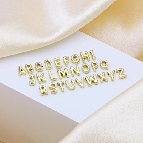 Minimalist Copper Electroplated 18k Gold Alphabet Letter Pendant Necklace Women Personalized 3D Initial Charms Jewelry Accessory