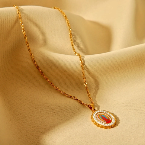 Vintage Goud Roestvrij Staal Hanger Ketting Voor Vrouwen Retro Zon Kruis Hart Beer Voetafdruk Religieus Portret Sieraden