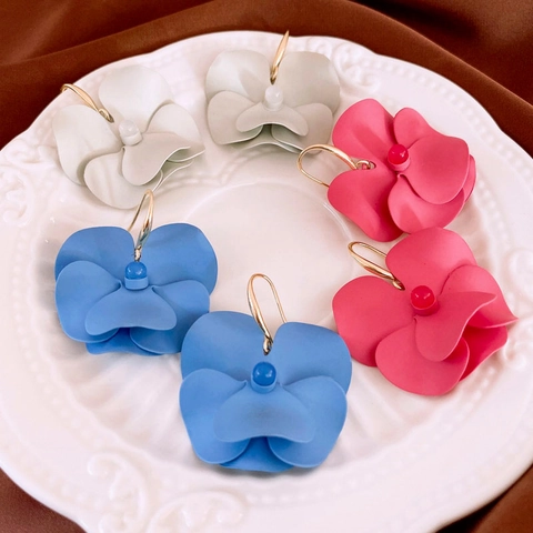 Matt Legierung Blumen Haken Ohrringe Mit Stahl Ohrringpfosten Elegante Florale Hängeohrringe Für Damen