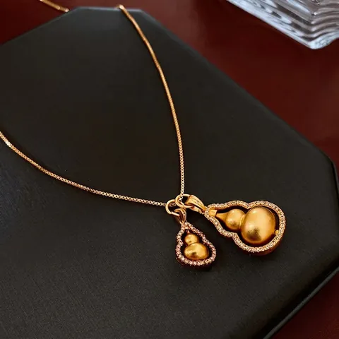 Gestapelde Hulu Kalebas Hanger Ketting Koper Zirkoon Verguld Matte Afwerking Chinese Stijl Luxe Elegante Sieraden Voor Vrouwen
