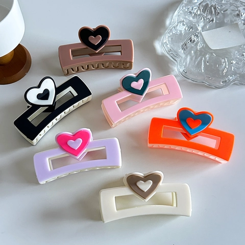 Sweet Double Heart Resin Hair Claw Clip Large Rectangular Matte Non-Slip Shark Hairpins For Women Thick Hair Styling Accessories
