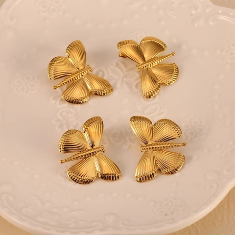 Boucles d'Oreilles Clous Libellule Papillon en Acier Inoxydable Plaqué Or 18K Mode Individuelle Minimaliste Bijoux Femme Cadeau