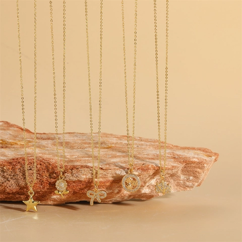 Collier Pendentif en Cuivre et Zirconia Vintage Français pour Femme Or Minimaliste Étoile Fleur Ange Feuille Nœud Bijoux