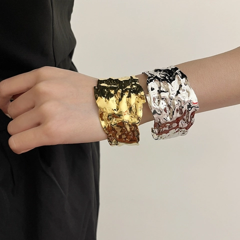 Irregular Wrinkled Wide Open Cuff Bracelet Exaggerated Minimalist Luxury Alloy Bangle For Women Trendy