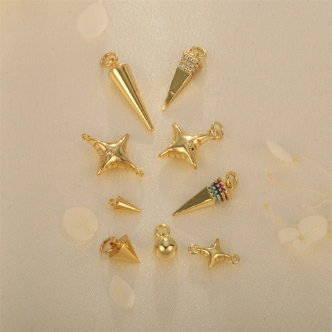 Ciondoli Per Gioielli DIY Geometrici Cono Stella Piramide Rame Placcato Oro Con Zirconi Micro Intarsiati Per Collana Orecchini Fai Da Te