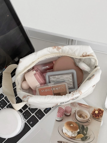 Gesteppte Baumwolle Kosmetiktasche Süßer Cartoon Bär Druck Oktogonal Tragbare Reißverschluss Reise Make-up Aufbewahrungstasche