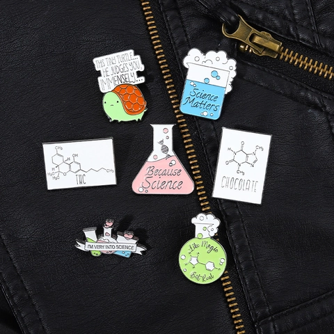 Pines De Esmalte De Ciencia Química Aleación Vaso De Precipitados Matraz Molécula De ADN Insignia Joyería Regalos