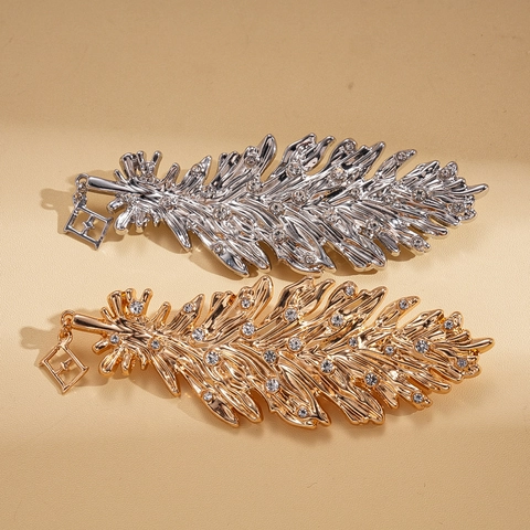 Vintage Feather Brooch Alloy Rhinestone Crystal With Square Pendant Retro Suit Lapel Pin Fashion Jewelry For Women