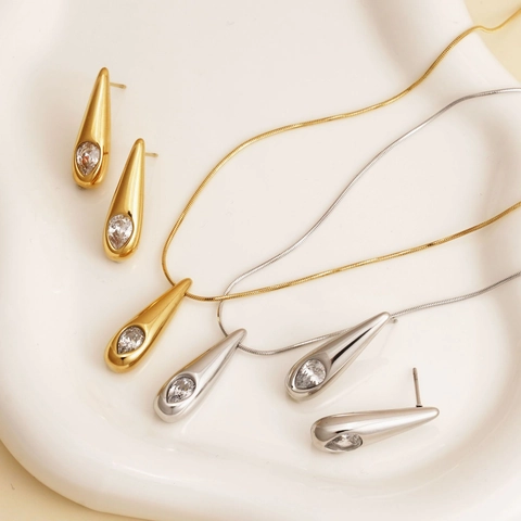 Teardrop Halskette Und Ohrringe 316 Edelstahl PVD Goldbeschichtet Birne Zirkon Wasserdicht Anlaufgeschützt Für Frauen