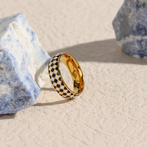 Trendy Stainless Steel 18K Gold Plated Black White Checkboard Enamel Thin Ring For Women Minimalist Geometric Checkered Finger Ring