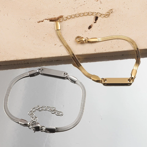 Edelstahl Schlangenkette Armband Mit Rechteckiger ID Bar Platte Verstellbarer Minimalistischer Schmuck Unisex