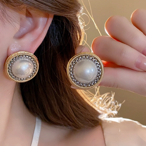 Vintage Round Artificial Pearl Stud Earrings Alloy Contrast Color Frame With 925 Sterling Silver Earring Post For Women
