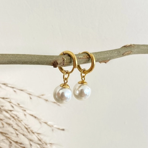 Orecchini a Pendente in Perla Artificiale in Acciaio al Titanio Vintage Francese per Donna Placcati in Oro 18K