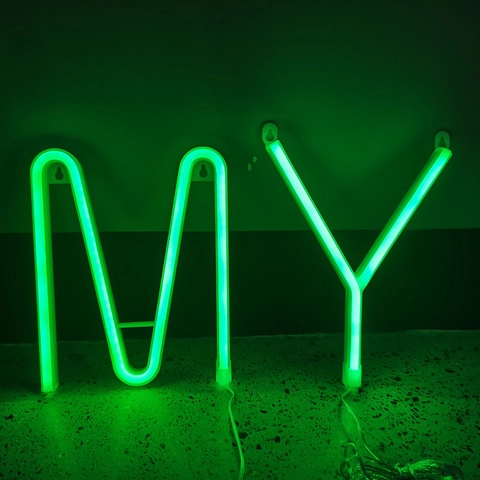 Green LED Neon Letter Light Plastic Alphabet Number Sign For Christmas Halloween Bar Party Wall Decor USB Battery Powered