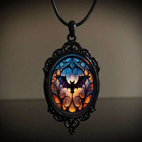 Gotische Anhänger Halskette Zinklegierung Glas Harz Hexe Fledermaus Krähe Halloween Schmuck Retro Dunkler Stil Accessoire