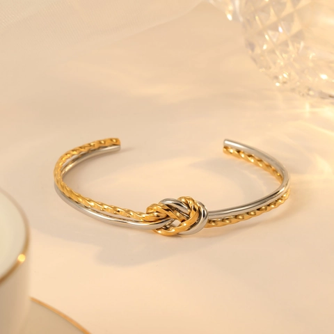 Brazalete Abierto Con Nudo De Corazón De Acero Inoxidable Ajustable Minimalista Pulido Joyería De Moda Para Mujer Regalo