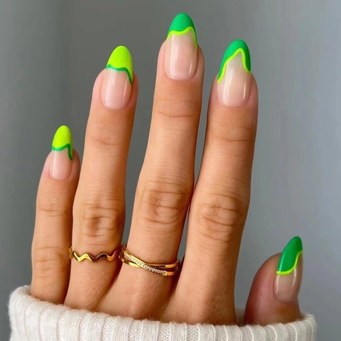 Press On Nagels Neon Groen Frans Amandelvorm Ijs Translucent Golfpatroon Valse Nagel Tips Voor Vrouwen Elegant Simpel