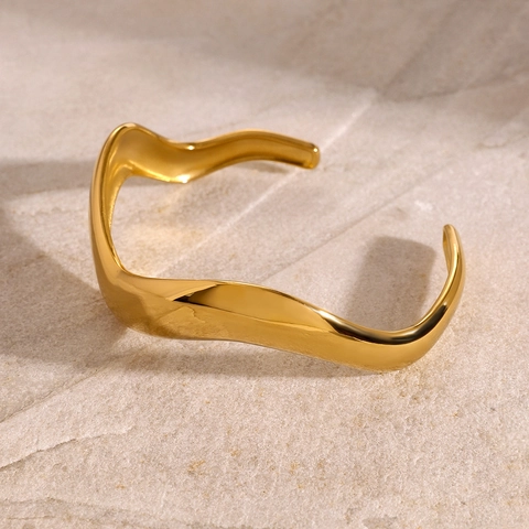 Minimalistisch Onregelmatige Golf Roestvrij Staal Cuff Armband Voor Dames 18K Verguld Geometrische Open Bangle Sieraden